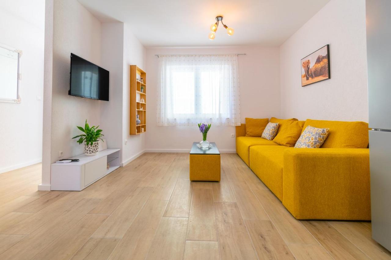City Apartment 4 & 6 Makarská Exteriér fotografie